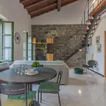 Apartment Square By Wonderful Italy *